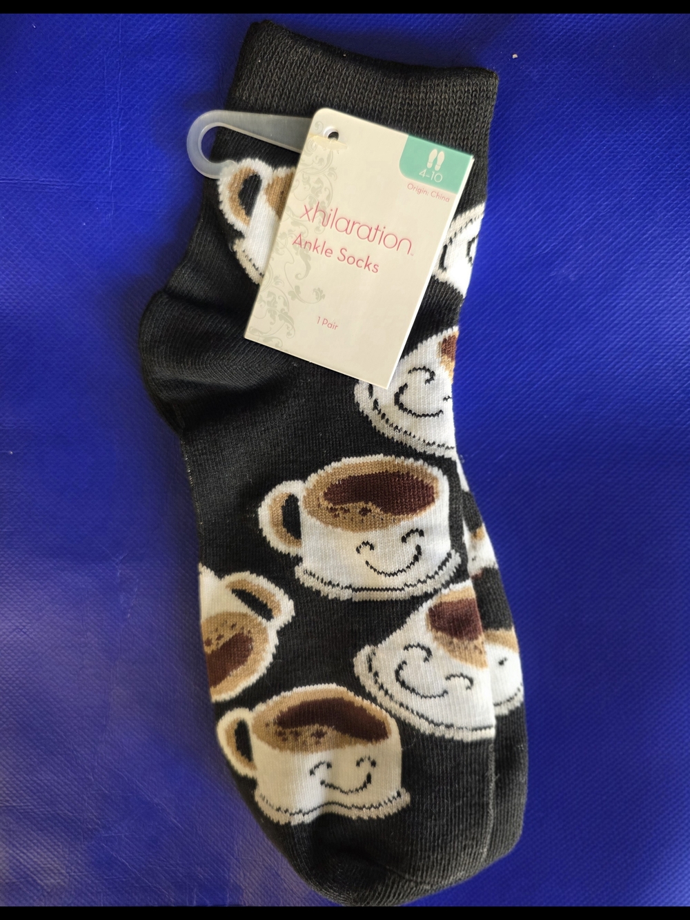 Xhilaration Black Ankle Socks with Smiling Coffee Cup Design